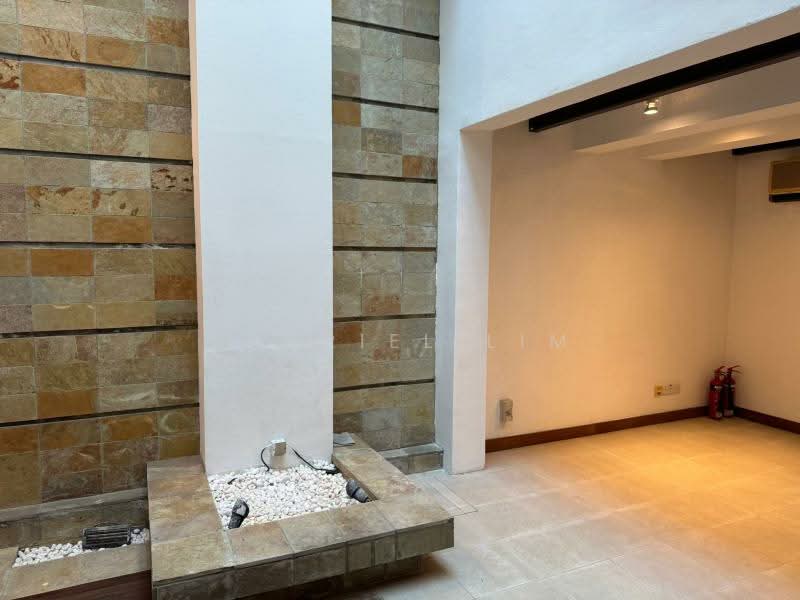 ❤️RARE CONSERVATION HOUSE RIGHT IN THE MIDDLE OF ORCHARD ROAD❤️⭐VERY WELL RENOVATED⭐, , 4 Bedrooms, 4,176 sqft, Conservation House For Sale, by Gabriel Lim, 500187665 - Interior - PropertyGuru.com.sg