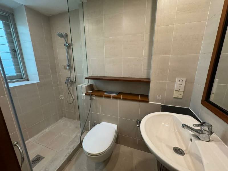 ❤️RARE CONSERVATION HOUSE RIGHT IN THE MIDDLE OF ORCHARD ROAD❤️⭐VERY WELL RENOVATED⭐, , 4 Bedrooms, 4,176 sqft, Conservation House For Sale, by Gabriel Lim, 500187665 - Bathroom - PropertyGuru.com.sg