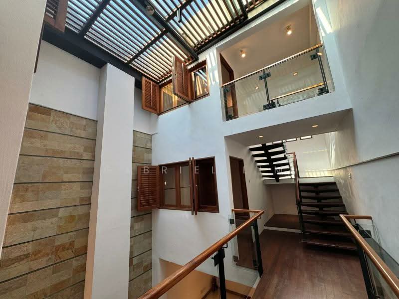❤️RARE CONSERVATION HOUSE RIGHT IN THE MIDDLE OF ORCHARD ROAD❤️⭐VERY WELL RENOVATED⭐, , 4 Bedrooms, 4,176 sqft, Conservation House For Sale, by Gabriel Lim, 500187665 - Interior - PropertyGuru.com.sg