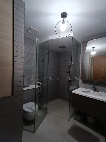 V on Shenton, 5 Shenton Way, 1 Bedroom, 780 sqft, Condominium For Sale, by Justus Aw, 500187669 - Bathroom - PropertyGuru.com.sg