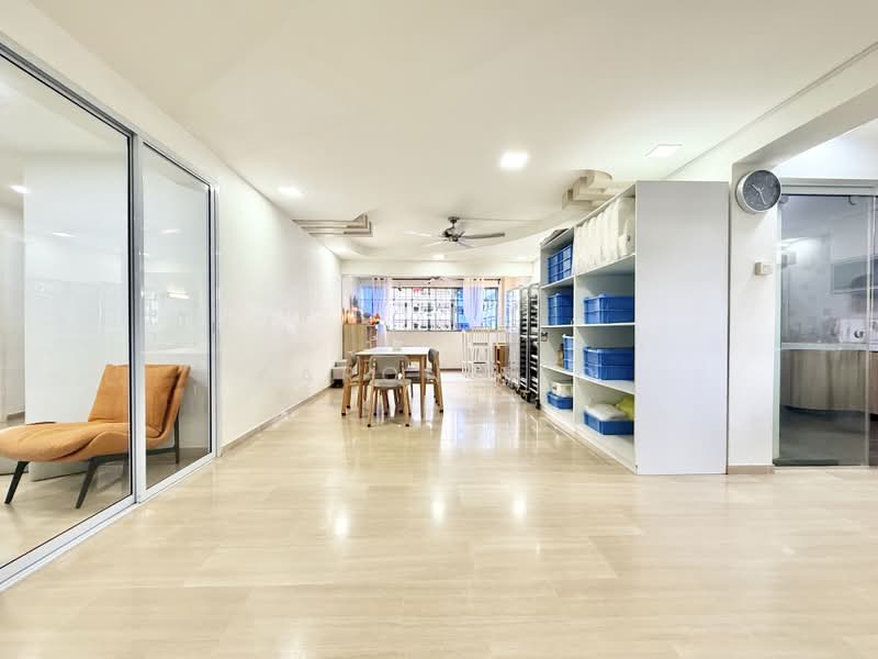 495B Tampines Street 43, 495B Tampines Street 43, 4 Bedrooms, 1,592 sqft, HDB Flat For Sale, by Aaron Teo, 500187675 - Living Room - PropertyGuru.com.sg