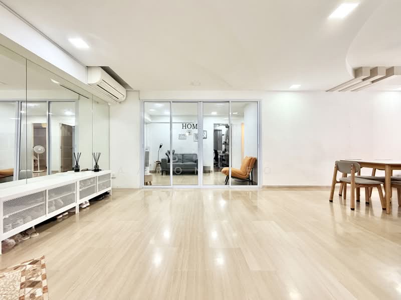 495B Tampines Street 43, 495B Tampines Street 43, 4 Bedrooms, 1,592 sqft, HDB Flat For Sale, by Aaron Teo, 500187675 - Living Room - PropertyGuru.com.sg