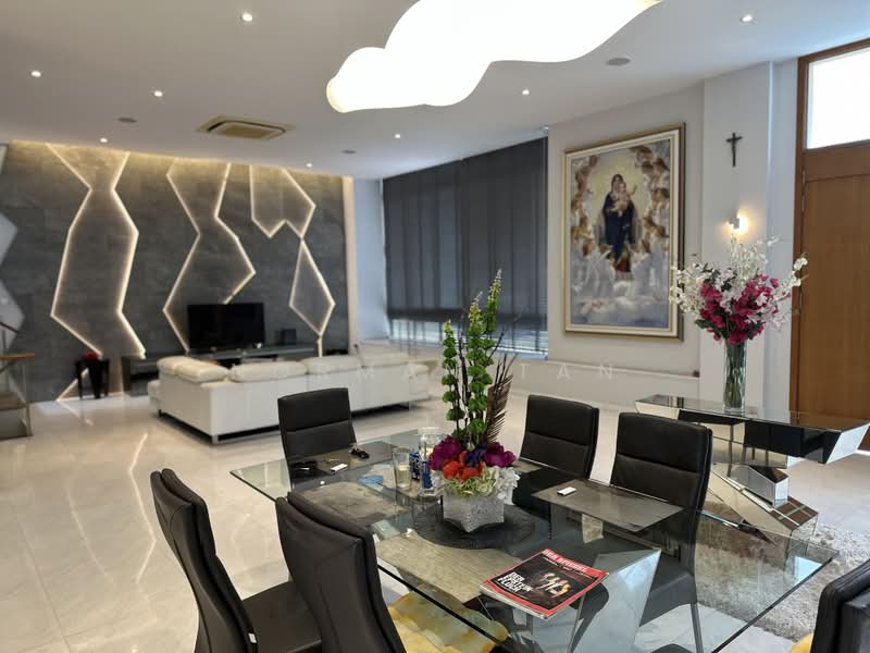 Seletar Hills Estate, Jalan Sindor, 5 Bedrooms, 5,500 sqft, Semi-Detached House For Sale, by Norman Tan, 500187676 - PropertyGuru.com.sg