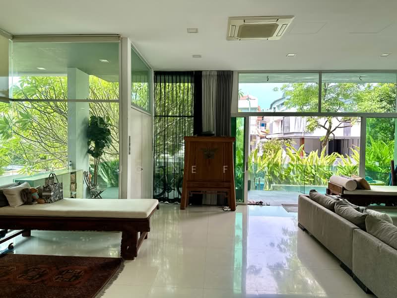 Wareham Road, , 6 Bedrooms, 8,465 sqft, Detached House For Sale, by Eugene Fung, 500187681 - Living Room - PropertyGuru.com.sg