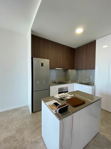 Artra, 10 Alexandra View, 2 Bedrooms, 829 sqft, Condominium For Rent, by Elaine Goi, 500187691 - Kitchen - PropertyGuru.com.sg