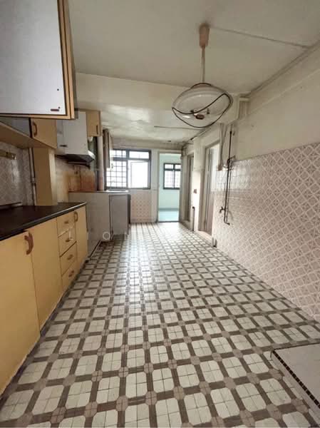 30 Marine Crescent, 30 Marine Crescent, 2 Bedrooms, 818 sqft, HDB Flat For Sale, by Lionel Lua, 500187699 - PropertyGuru.com.sg