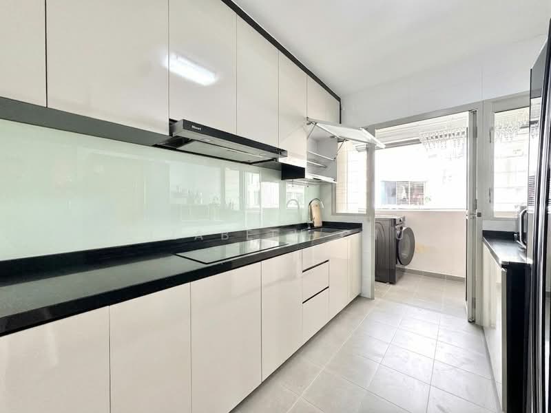 322D Sumang Walk, 322D Sumang Walk, 3 Bedrooms, 1,033 sqft, HDB Flat For Sale, by Elizabeth Chua, 500187712 - Kitchen - PropertyGuru.com.sg
