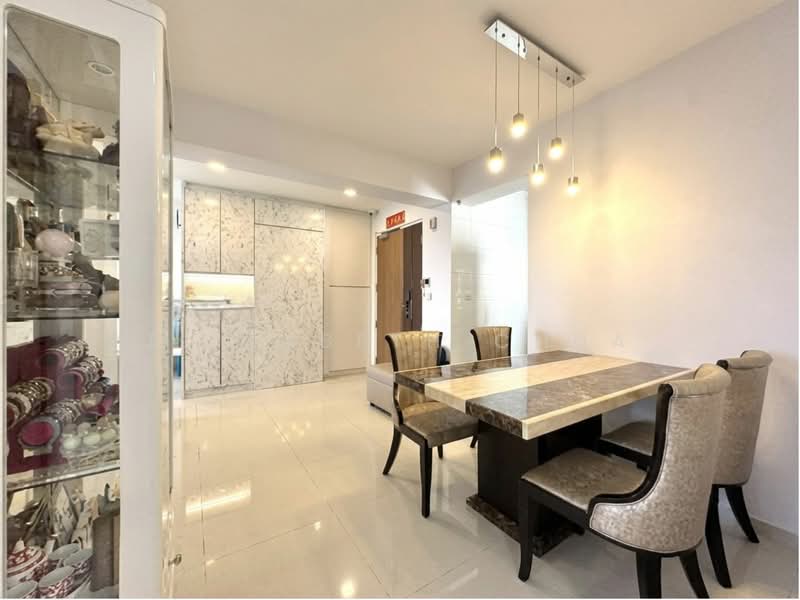 322D Sumang Walk, 322D Sumang Walk, 3 Bedrooms, 1,033 sqft, HDB Flat For Sale, by Elizabeth Chua, 500187712 - Dining Room - PropertyGuru.com.sg