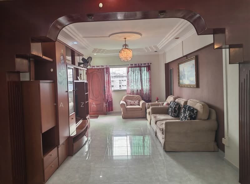 114 Yishun Ring Road, 114 Yishun Ring Road, 3 Bedrooms, 1,119 sqft, HDB Flat For Sale, by Aizah Ismail, 500187733 - Living Room - PropertyGuru.com.sg