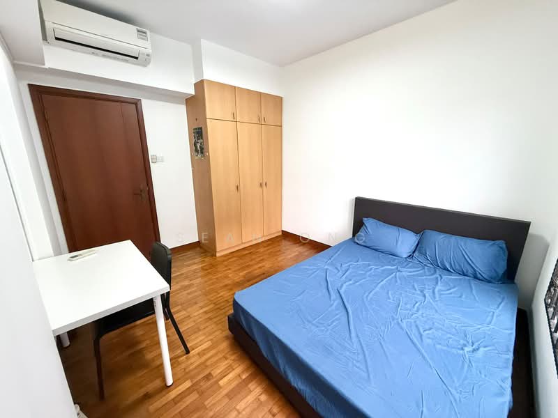 The Mayfair, 7 Jurong East Street 32, Room Rental, 120 sqft, Condominium For Rent, by Sean Ong, 500187734 - Bedroom - PropertyGuru.com.sg