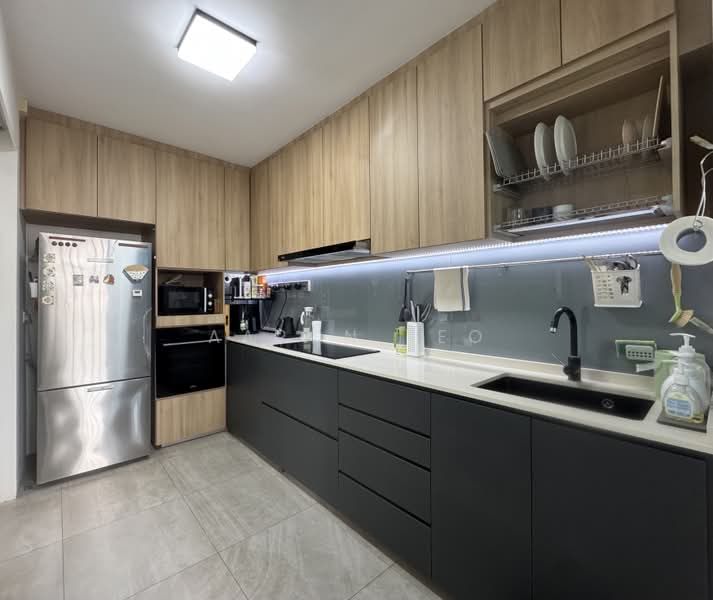 210C Compassvale Lane, 210C Compassvale Lane, 3 Bedrooms, 1,044 sqft, HDB Flat For Rent, by Aaron Teo, 500187738 - Kitchen - PropertyGuru.com.sg