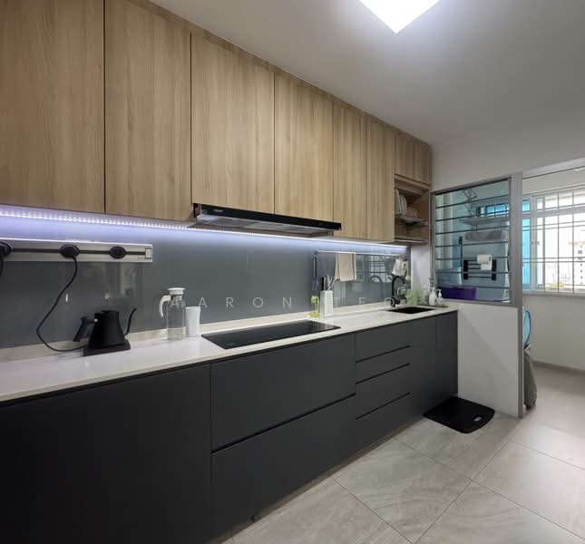 210C Compassvale Lane, 210C Compassvale Lane, 3 Bedrooms, 1,044 sqft, HDB Flat For Rent, by Aaron Teo, 500187738 - Kitchen - PropertyGuru.com.sg