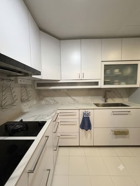 Parc Palais, 47 Hume Avenue, 4 Bedrooms, 1,485 sqft, Condominium For Sale, by Xavier Ng, 500187747 - Kitchen - PropertyGuru.com.sg