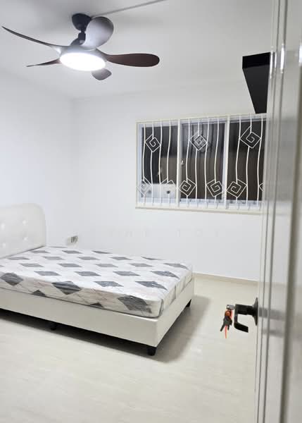 403 Woodlands Street 41, 403 Woodlands Street 41, Room Rental, 120 sqft, HDB Flat For Rent, by Reene Tok, 500187754 - Bedroom - PropertyGuru.com.sg