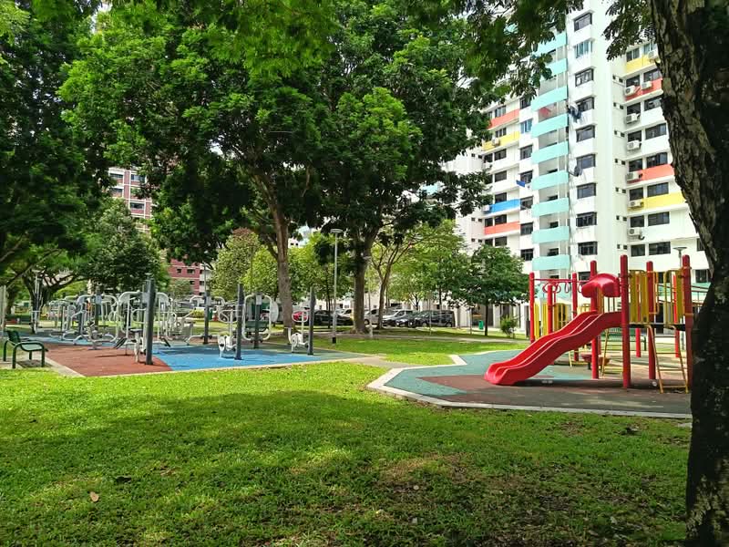 18 Bedok South Road, 18 Bedok South Road, Room Rental, 90 sqft, HDB Flat For Rent, by Tessa Chiu, 500187761 - Exterior - PropertyGuru.com.sg
