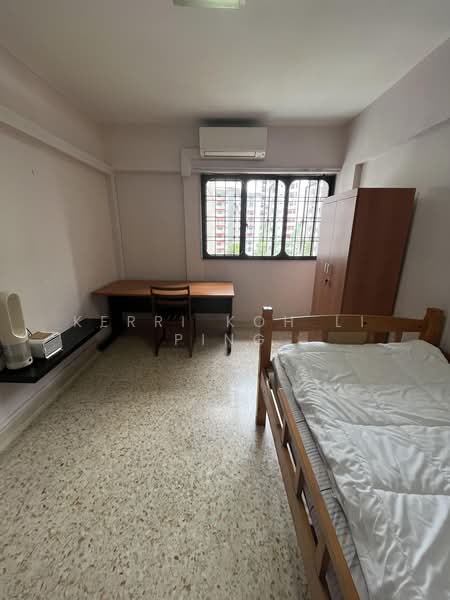 315 Jurong East Street 32, 315 Jurong East Street 32, Room Rental, 120 sqft, HDB Flat For Rent, by Kerri Koh Li Ping, 500187764 - Bedroom - PropertyGuru.com.sg