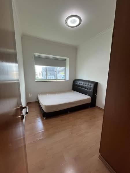 Sunshine Plaza, 10 Prinsep Link, 3 Bedrooms, 1,130 sqft, Apartment For Sale, by Mona Chen, 500187766 - Bedroom - PropertyGuru.com.sg