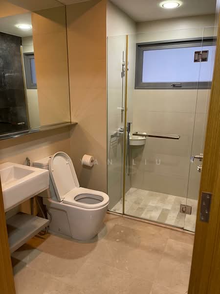 The Shore Residences, 83 Amber Road, 3 Bedrooms, 1,141 sqft, Condominium For Rent, by Bryan Liu, 500187767 - Bathroom - PropertyGuru.com.sg