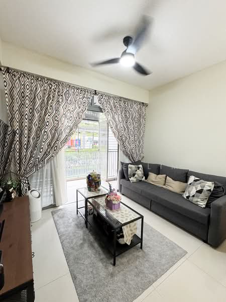 138C Yuan Ching Road, 138C Yuan Ching Road, 3 Bedrooms, 957 sqft, HDB Flat For Sale, by Natalie Lim, 500187772 - Living Room - PropertyGuru.com.sg