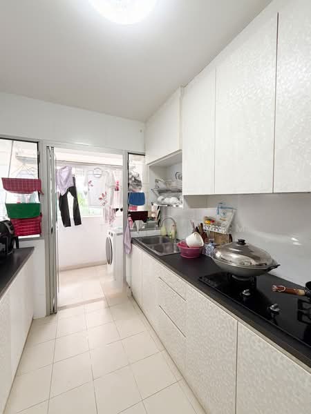512B Yishun Street 51, 512B Yishun Street 51, 3 Bedrooms, 1,001 sqft, HDB Flat For Sale, by Natalie Lim, 500187775 - Kitchen - PropertyGuru.com.sg
