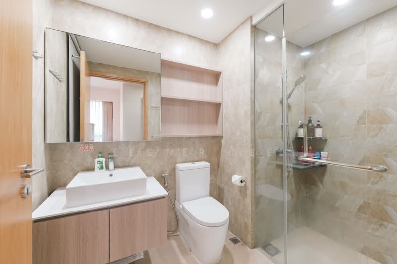 The Vales, 81 Anchorvale Crescent, 3 Bedrooms, 904 sqft, Condominium For Sale, by Lester See, 500187778 - Bathroom - PropertyGuru.com.sg