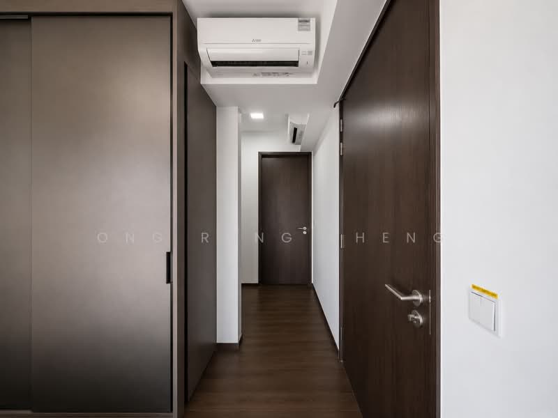 Tembusu Grand, 94 Jalan Tembusu, 1 Bedroom, 527 sqft, Condominium For Rent, by Ong Rong Sheng, 500187784 - Corridor - PropertyGuru.com.sg