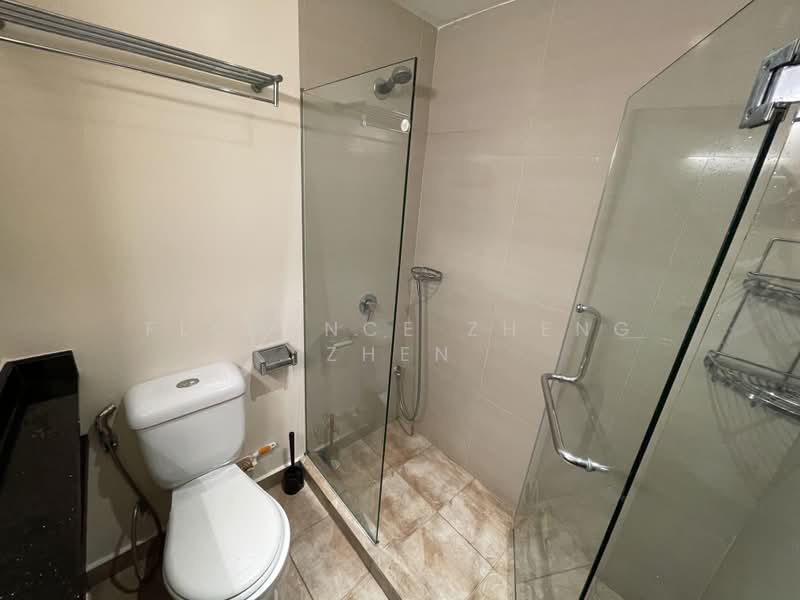International Plaza, 10 Anson Road, Room Rental, 150 sqft, Apartment For Rent, by Florence Zheng Zhen, 500187795 - Bathroom - PropertyGuru.com.sg