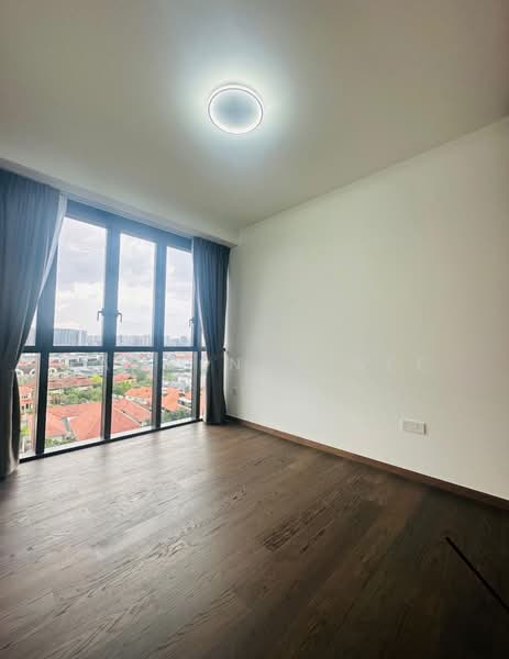 LIV @ MB, 114B Arthur Road, 2 Bedrooms, 646 sqft, Condominium For Sale, by Lawrence Wee, 500187798 - View - PropertyGuru.com.sg