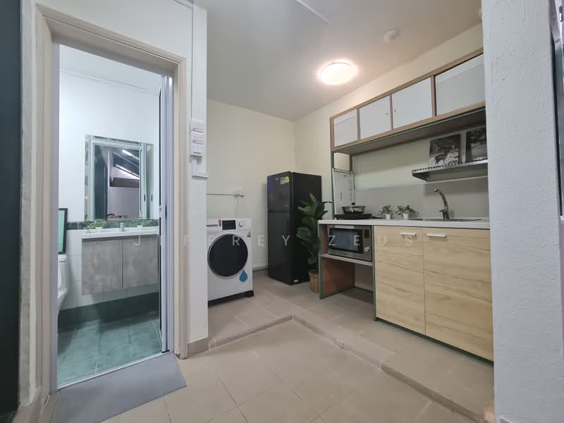 D'Manor, 171 Tanah Merah Kechil Avenue, 6 Bedrooms, 2,724 sqft, Cluster House For Sale, by Jeffrey Zeus, 500187804 - Kitchen - PropertyGuru.com.sg