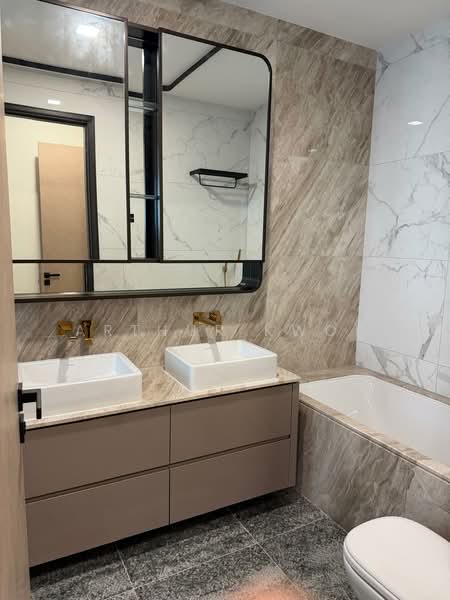 Perfect Ten, 323 Bukit Timah Road, 3 Bedrooms, 1,227 sqft, Condominium For Rent, by Arthur Kwok, 500187805 - Bathroom - PropertyGuru.com.sg