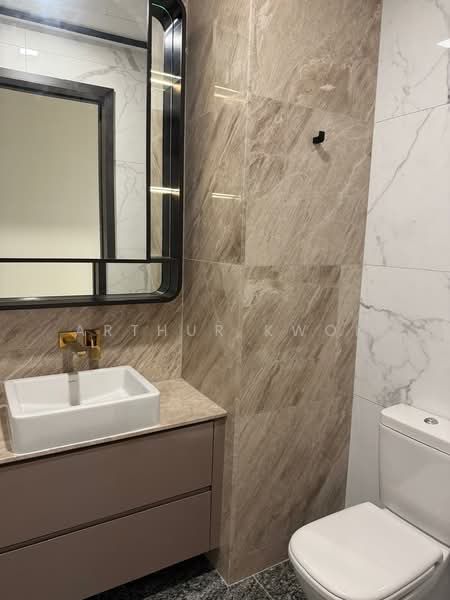 Perfect Ten, 323 Bukit Timah Road, 3 Bedrooms, 1,227 sqft, Condominium For Rent, by Arthur Kwok, 500187805 - Bathroom - PropertyGuru.com.sg