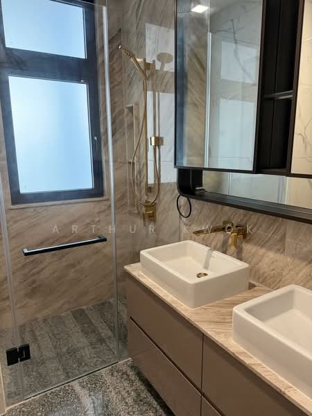 Perfect Ten, 323 Bukit Timah Road, 3 Bedrooms, 1,227 sqft, Condominium For Rent, by Arthur Kwok, 500187805 - Bathroom - PropertyGuru.com.sg