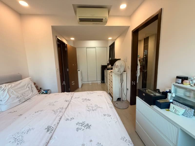 Watercolours, 25 Pasir Ris Link, 2 Bedrooms, 915 sqft, Executive Condominium For Sale, by Jasper Tan, 500187806 - Bedroom - PropertyGuru.com.sg