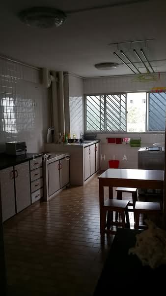 602 Clementi West Street 1, 602 Clementi West Street 1, 2 Bedrooms, 720 sqft, HDB Flat For Rent, by Eric Chia, 500187808 - Kitchen - PropertyGuru.com.sg