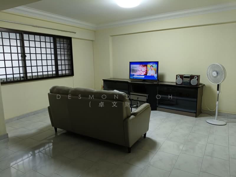 353 Choa Chu Kang Central, 353 Choa Chu Kang Central, 3 Bedrooms, 1,162 sqft, HDB Flat For Sale, by Desmond Toh (卓文财), 500187811 - Living Room - PropertyGuru.com.sg