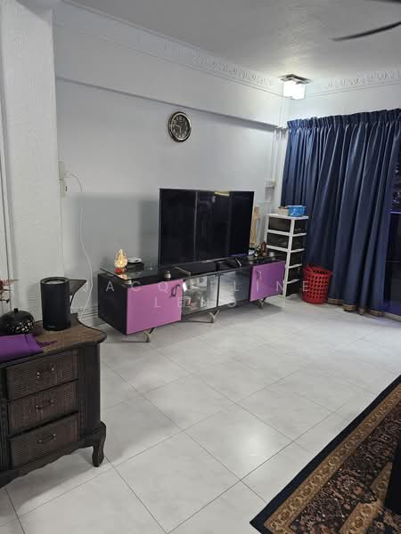 50 Teban Gardens Road, 50 Teban Gardens Road, 3 Bedrooms, 1,017 sqft, HDB Flat For Sale, by Jacqueline Leng, 500187815 - Living Room - PropertyGuru.com.sg