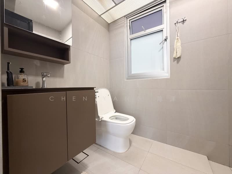 79 Dawson Road, 79 Dawson Road, 3 Bedrooms, 947 sqft, HDB Flat For Sale, by Chen Yang 陈洋, 500187817 - Bathroom - PropertyGuru.com.sg