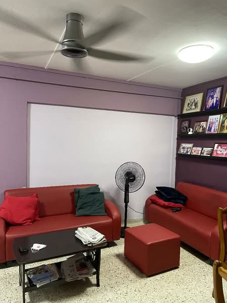 322 Ang Mo Kio Avenue 3, 322 Ang Mo Kio Avenue 3, Room Rental, 200 sqft, HDB Flat For Rent, by James Ng, 500187820 - Living Room - PropertyGuru.com.sg