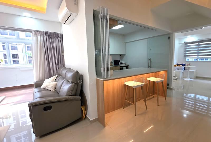 894 Tampines Street 81, 894 Tampines Street 81, 4 Bedrooms, 1,603 sqft, HDB Flat For Sale, by Maggie Png, 500187824 - Living Room - PropertyGuru.com.sg