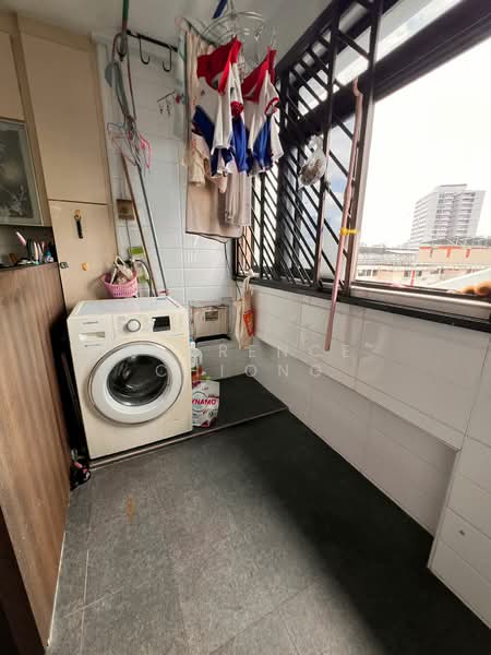 2 Saint George's Road, 2 Saint George's Road, 2 Bedrooms, 635 sqft, HDB Flat For Sale, by Clarence Chiong, 500187845 - Balcony - PropertyGuru.com.sg