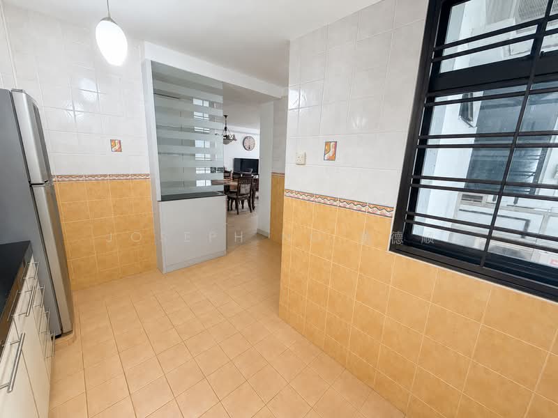 629 Senja Road, 629 Senja Road, 3 Bedrooms, 1,184 sqft, HDB Flat For Sale, by Joseph Ng 黄德顺, 500187848 - Kitchen - PropertyGuru.com.sg