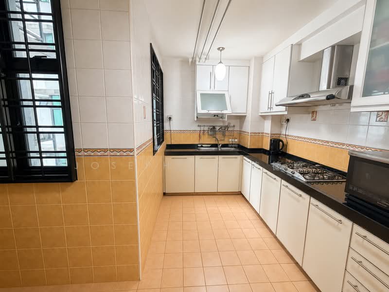 629 Senja Road, 629 Senja Road, 3 Bedrooms, 1,184 sqft, HDB Flat For Sale, by Joseph Ng 黄德顺, 500187848 - Kitchen - PropertyGuru.com.sg
