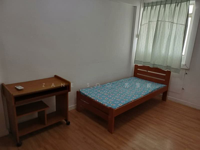 684 Hougang Avenue 8, 684 Hougang Avenue 8, 2 Bedrooms, 689 sqft, HDB Flat For Rent, by Zane Soo 苏昱能, 500187852 - Bedroom - PropertyGuru.com.sg