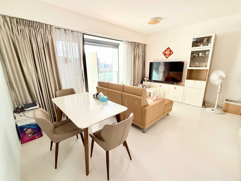 Bartley Ridge, 30 Mount Vernon Road, 3 Bedrooms, 969 sqft, Condominium For Sale, by Jae Lim, 500187854 - Living Room - PropertyGuru.com.sg