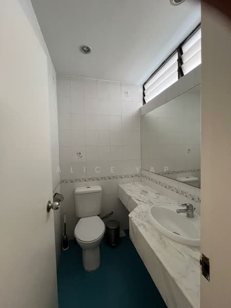 Villa Delle Rose, Taman Nakhoda, 3 Bedrooms, 2,800 sqft, Condominium For Rent, by Alice Yap, 500187879 - Bathroom - PropertyGuru.com.sg