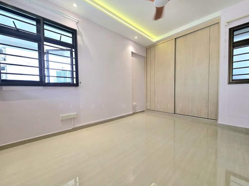 26D Jalan Membina, 26D Jalan Membina, 3 Bedrooms, 968 sqft, HDB Flat For Sale, by Rizal Rosley, 500187886 - Bedroom - PropertyGuru.com.sg