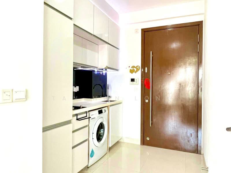 Centra Suites, 38 Geylang Lorong 25A, 1 Bedroom, 420 sqft, Apartment For Rent, by Tan Han Long, 500187891 - Kitchen - PropertyGuru.com.sg