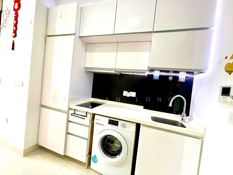 Centra Suites, 38 Geylang Lorong 25A, 1 Bedroom, 420 sqft, Apartment For Rent, by Tan Han Long, 500187891 - Kitchen - PropertyGuru.com.sg