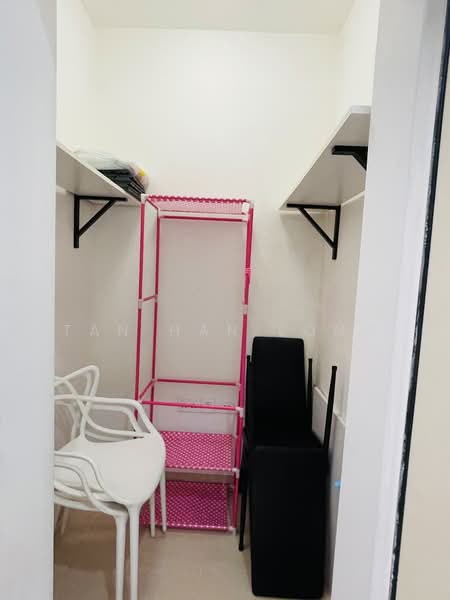 Centra Suites, 38 Geylang Lorong 25A, 1 Bedroom, 420 sqft, Apartment For Rent, by Tan Han Long, 500187891 - Store Room - PropertyGuru.com.sg