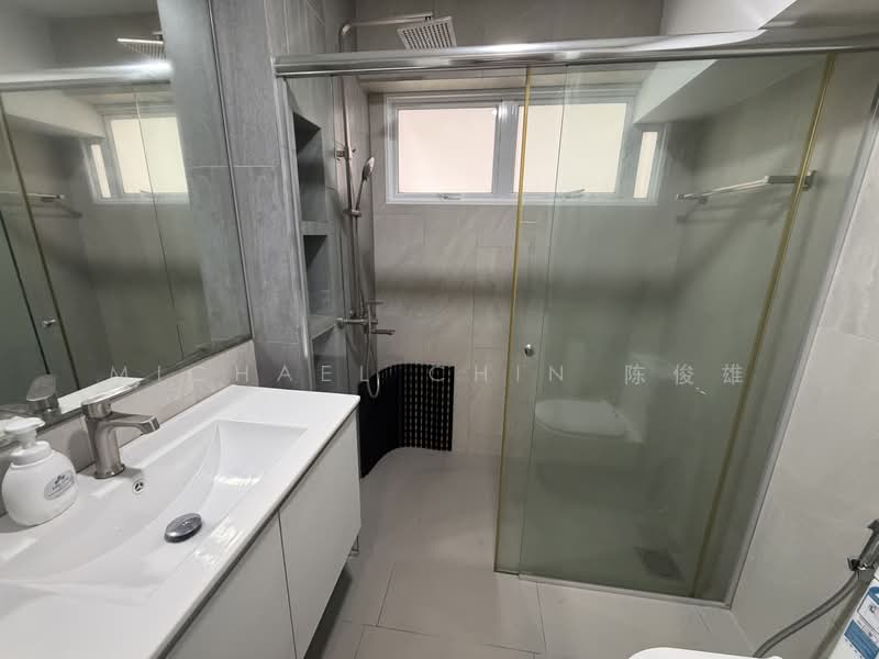 535 Serangoon North Avenue 4, 535 Serangoon North Avenue 4, 3 Bedrooms, 1,604 sqft, HDB Flat For Sale, by Michael Chin 陈俊雄, 500187907 - Bathroom - PropertyGuru.com.sg
